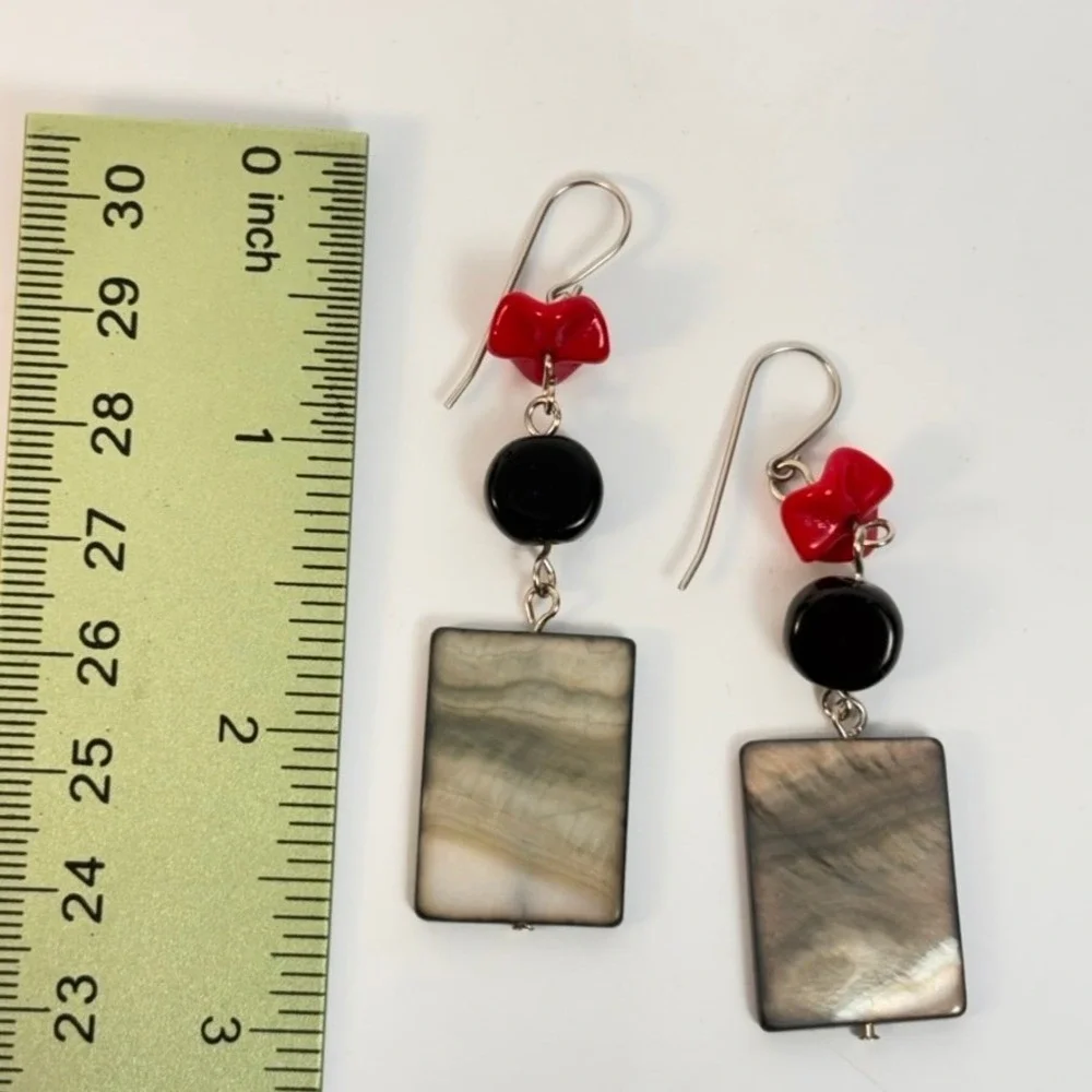 Vintage Drop Earrings Grey Red Black Shell Glass Boho Minimalist 90s Statement